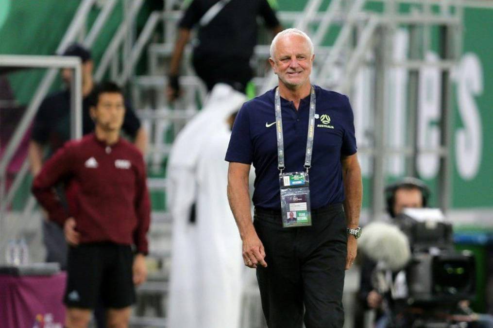 El entrenador de la Selección de Australia, Graham Arnold, presentó este martes la lista de convocados para el Mundial, con una pequeña curiosidad, dejó fuera del Mundial al esposo de su hija.