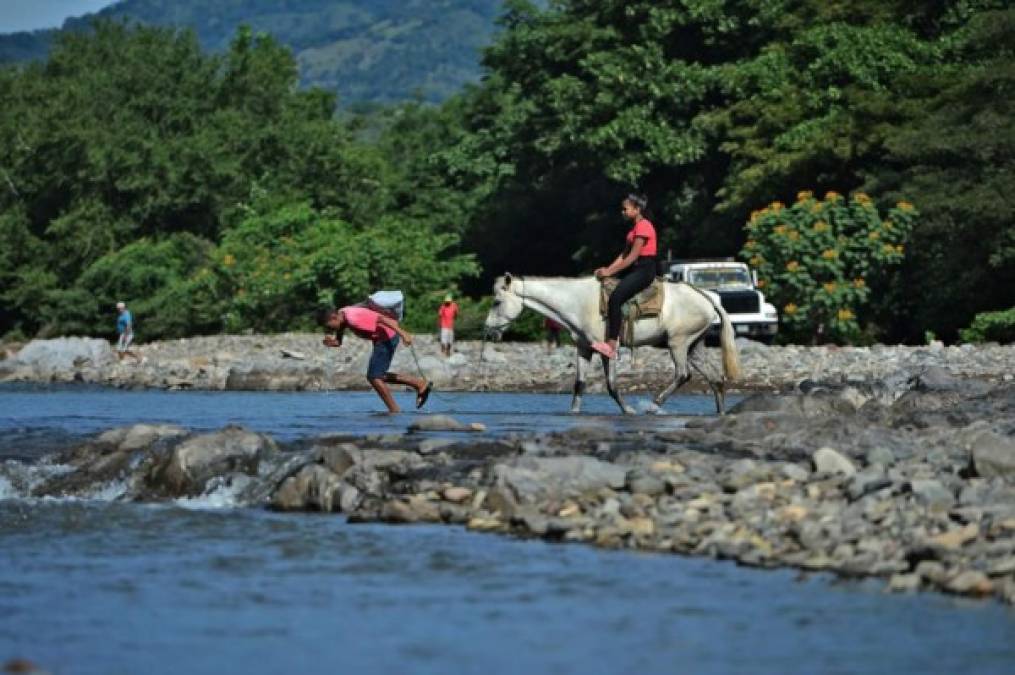 Los migrantes pasan de madrugada, aunque a veces vienen tres o cuatro en el día.