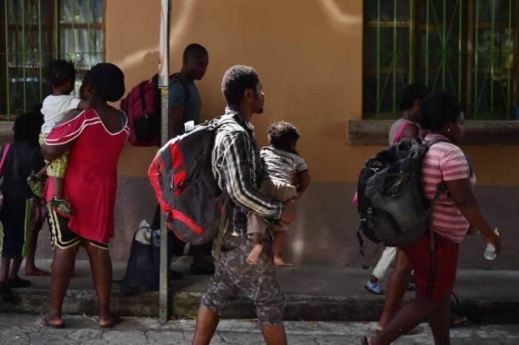 En octubre de 2018 surgieron en Honduras las caravanas migratorias que hasta abril sumaron unas 8,000 personas que intentaron llegar a Estados Unidos.