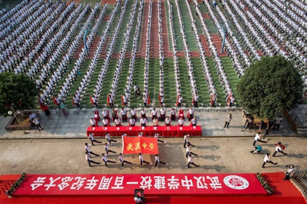 China ha logrado controlar en gran medida la epidemia de covid-19, y los colegios de todo el país --que fueron cerrados a fines de enero-- han vuelto a abrir de forma gradual.