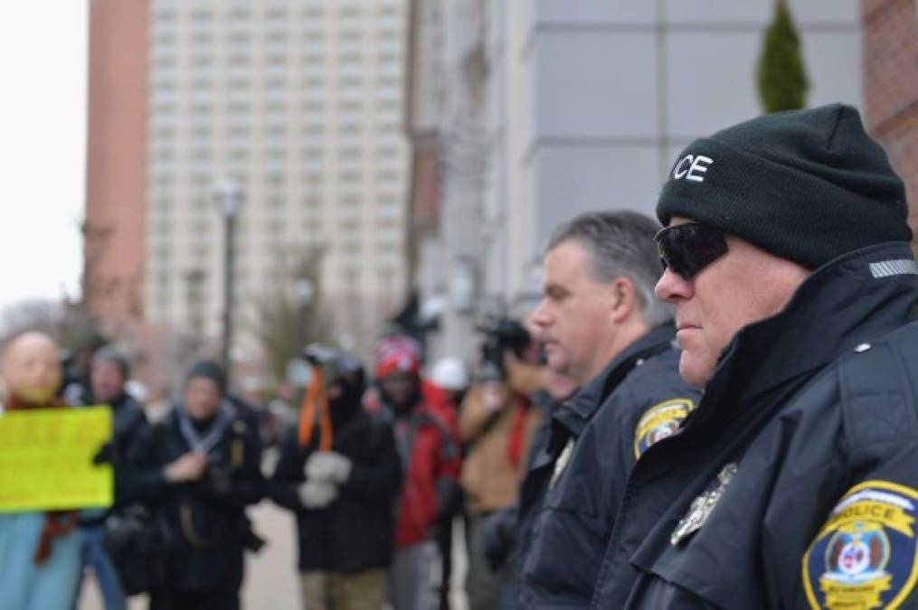 La Guardia Nacional podría regresar a Ferguson, como una de las medidas para evitar una nueva ola de violencia por las protestas antiracistas.