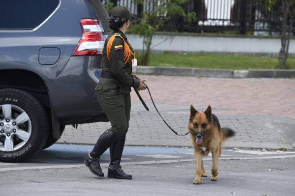 El ataque fue dirigido contra la Escuela de Oficiales General Francisco de Paula Santander.