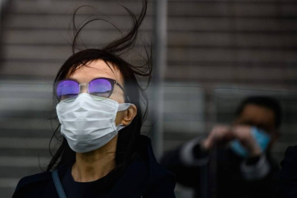 La cantidad de mascarillas y otros materiales de protección contra el nuevo coronavirus en todo el mundo es insuficiente, advirtió el director de la Organización Mundial de la Salud (OMS),