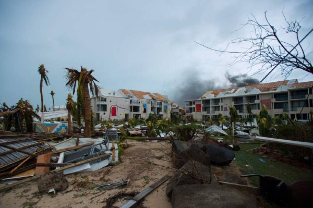 El domingo, el huracán podría acercarse a Florida, que junto a las Islas Vírgenes estadounidenses.