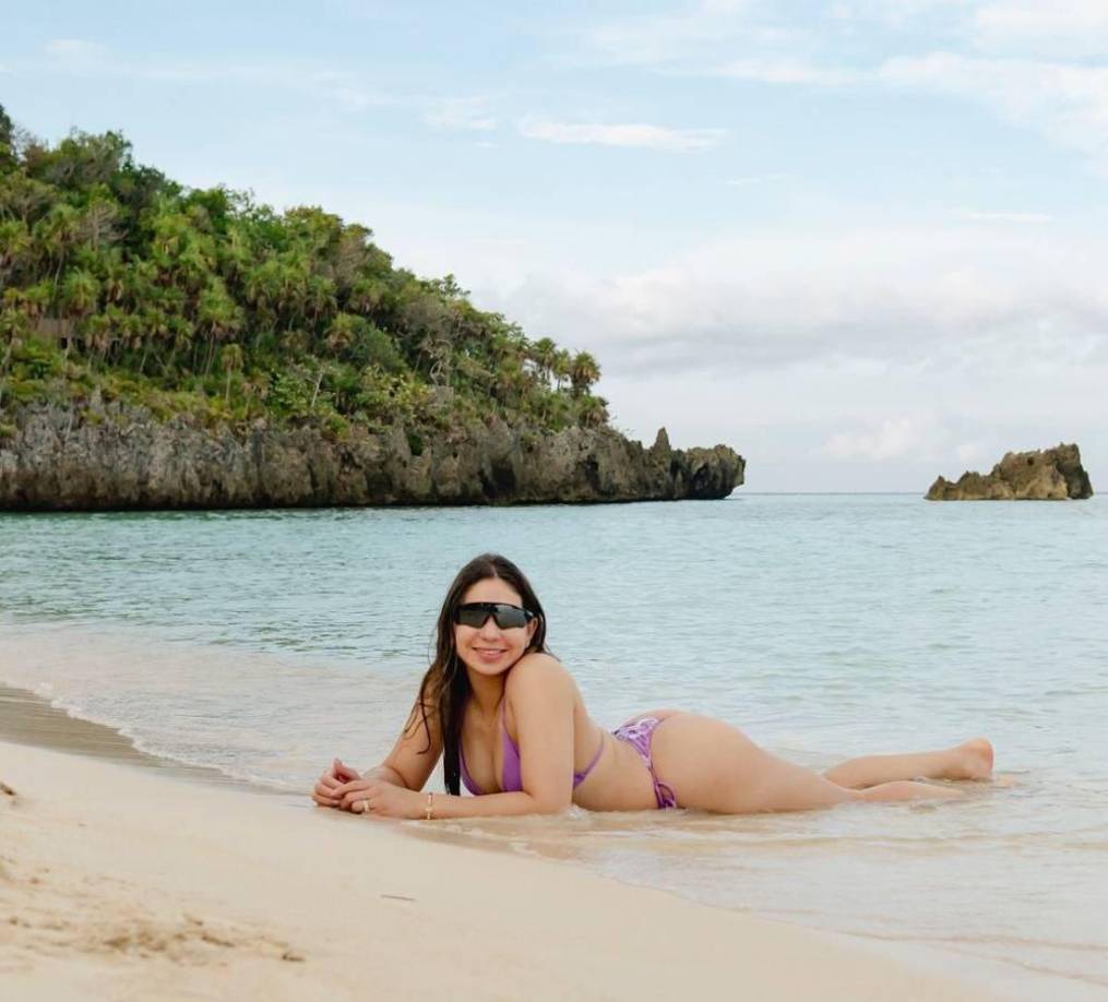 La chica hondureña causa revuelo por su belleza ilustrada en redes sociales.