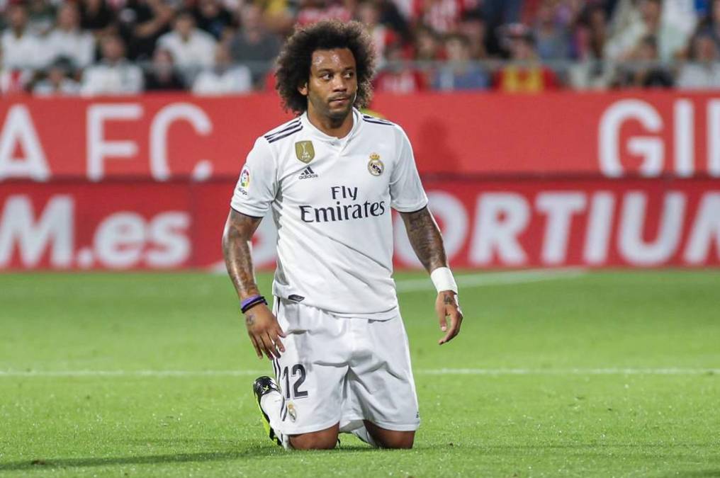 Marcelo: El lateral brasileño aparece en la lista de salidas del Real Madrid. Se menciona que el Botafogo de Brasil lo pretende.