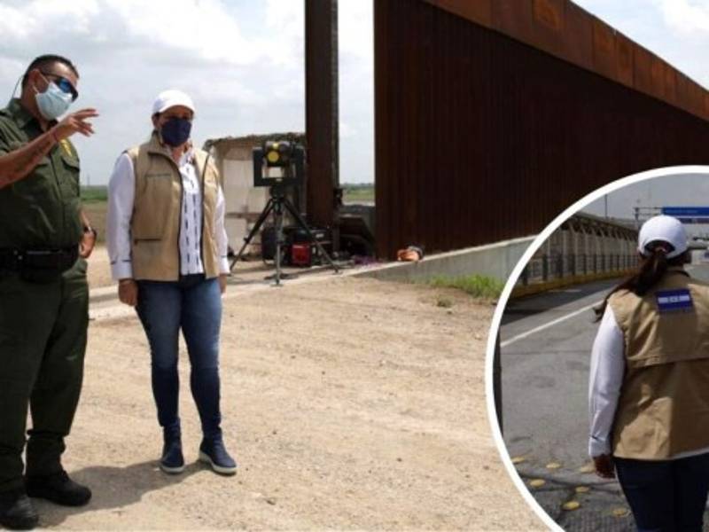Ana García de Hernández junto al jefe fronterizo Carlos Rodríguez.