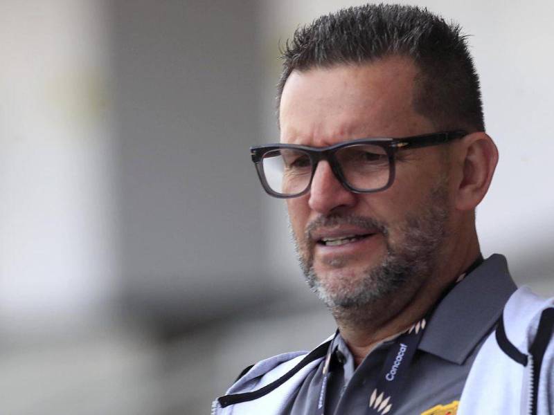 El exjugador y hoy dirigente Javier Delgado nos habló sobre el duelo que sostendrán hondureños y ticos en Dallas.