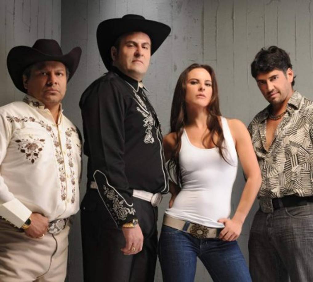 La historia de la reina del sur, que no es real, es una verosímil y minuciosa reconstrucción del mundo del narco mexicano –o, como aclaró ahora el autor, de un mundo narco mexicano de los años en los que él escribió la novela (hace unos 15 años).