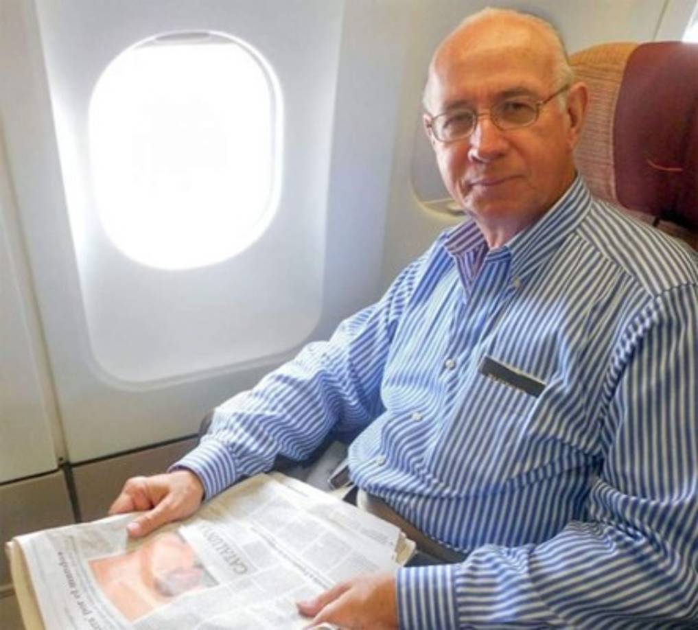 Alberto García Marrder<br/><br/>Natural de La Ceiba, donde nació en 1942, Alberto García Marrder es un periodista con una rica experiencia profesional, principalmente como corresponsal y redactor jefe de la Agencia EFE, de España, durante cuatro décadas.<br/><br/>Actualmente reside en Florida, EEUU, desde donde sigue escribiendo para varios internacionales y hondureños.<br/><br/>