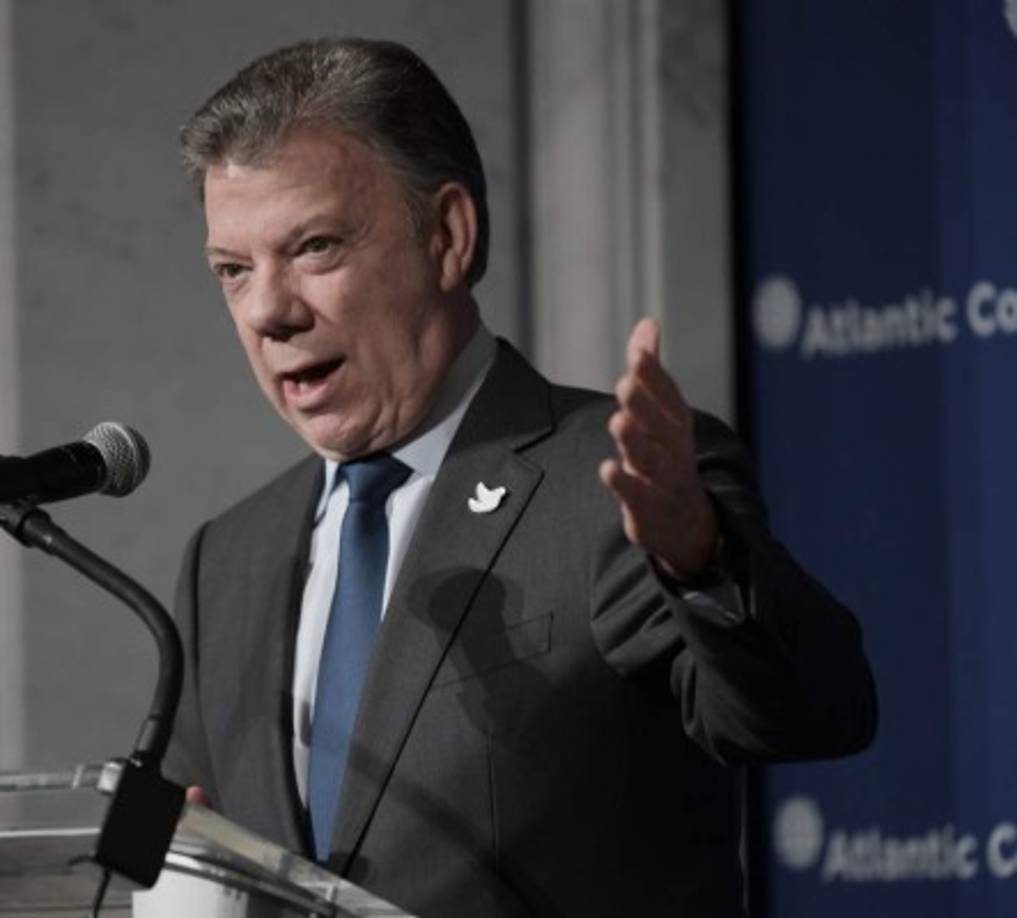 Juan Manuel Santos, de Colombia, en el quinto lugar con $11.300 (L266,680)-asignación básica igual a la que reciben los miembros del Congreso, además del doble de los gastos de representación que estos perciben, según el decreto 218 de 2016 del Departamento Administrativo de la Función Pública de la República de Colombia. Foto:EFE