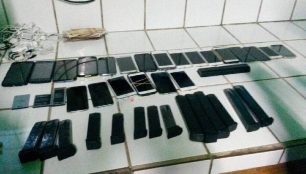 Las autoridades de Fusina decomisaron AK-47, pistolas y granadas a pandilleros en penal sampedrano.