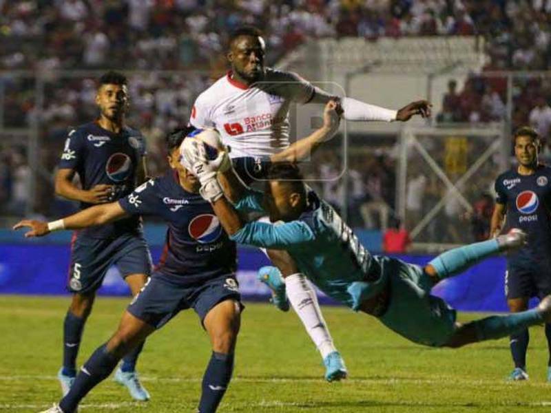 Motagua es líder y Olimpia su inmediato perseguidor.