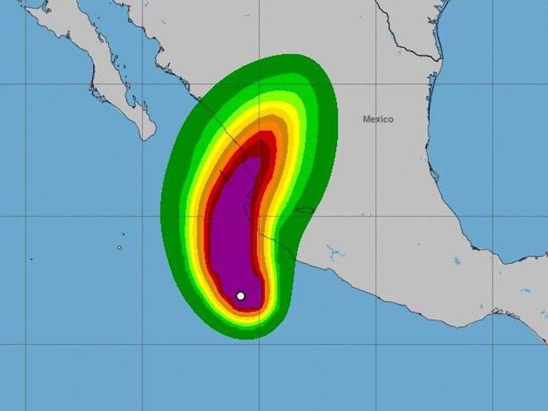 Roslyn registra vientos máximos sostenidos de 140 km/h, rachas de 165 km/h y se desplaza hacia el oeste-noroeste a 11 km/h.