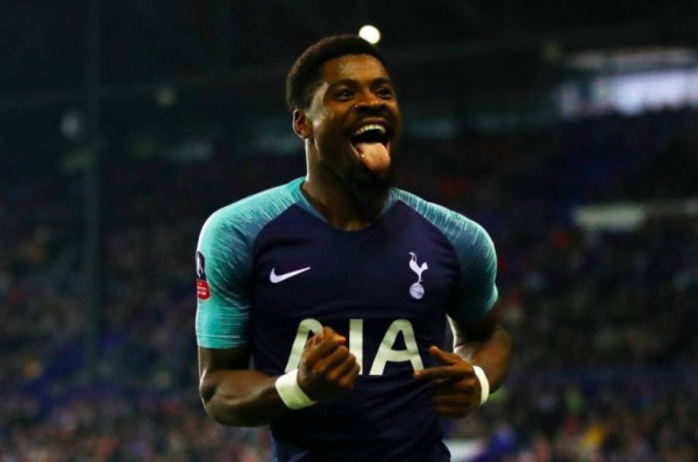 El internacional por Costa de Marfil, Serge Aurier, ha pedido salir del Tottenham para poner rumbo al AC Milán según Daily Mail.