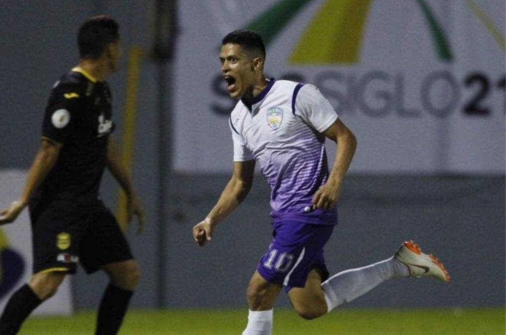 Jesse Moncada: El habilidoso volante zurdo llegó a un acuerdo para rescindir su contrato con el Real de Minas y ahora se ha convertido en agente libre. El volante en su momento estuvo cerca de unirse al Motagua.