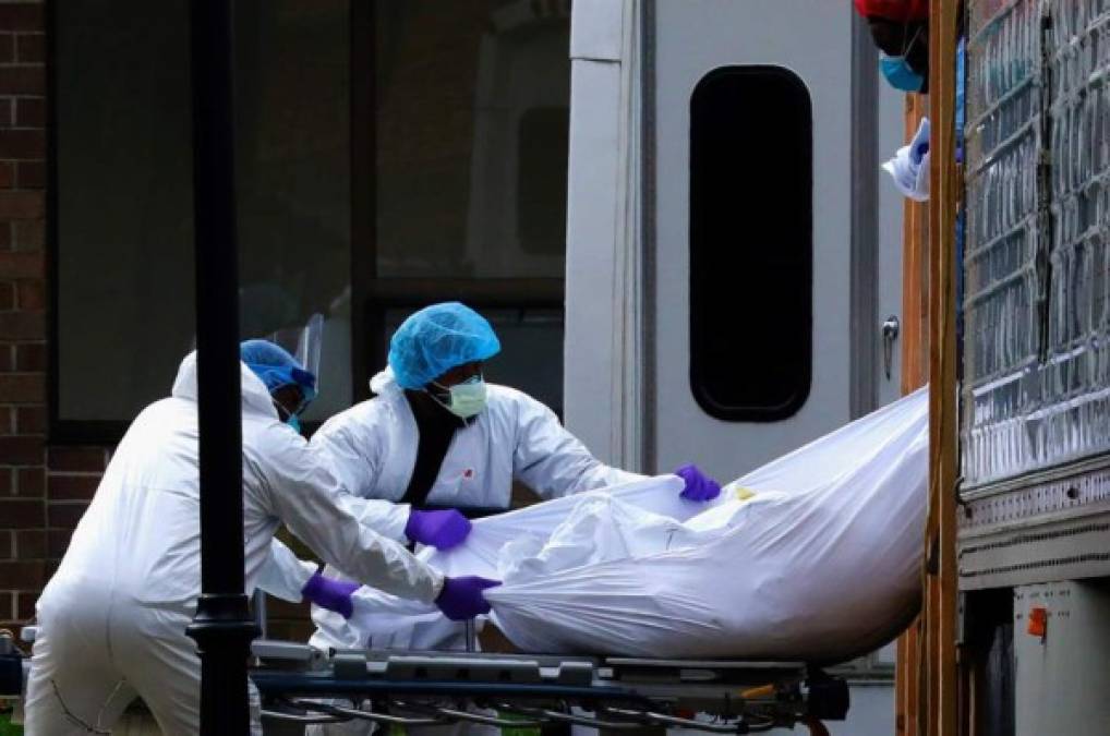 Con las morgues desbordadas por las víctimas del coronavirus en Michigan, las autoridades sanitarias de Detroit piden al Gobierno de Donald Trump enviar furgones refrigerados a los principales hospitales de la ciudad para almacenar los cadáveres de los fallecidos por el Covid 19.