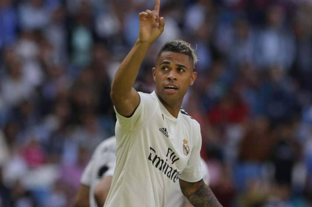 Mariano Díaz: Según informan en Italia, la Juventus de Italia estaría interesada en el fichaje del delantero dominicano. El atacante ha sido marginado por Zidane por lo que no vería mal una salida.