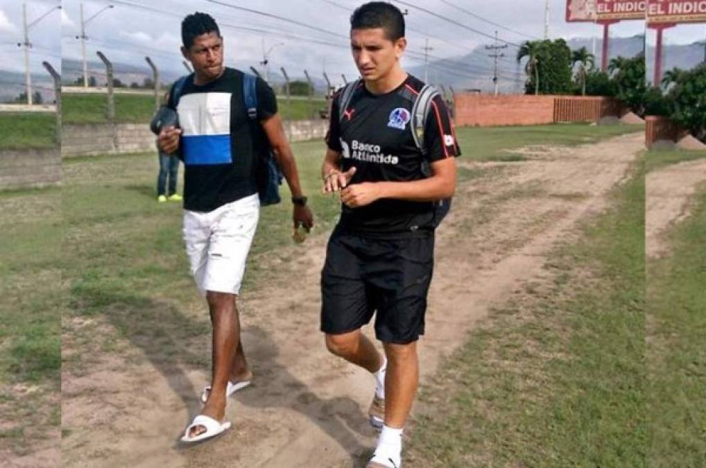 ¿'Loco' Abreu a Honduras? Olimpia sorprende con sus fichajes y bajas