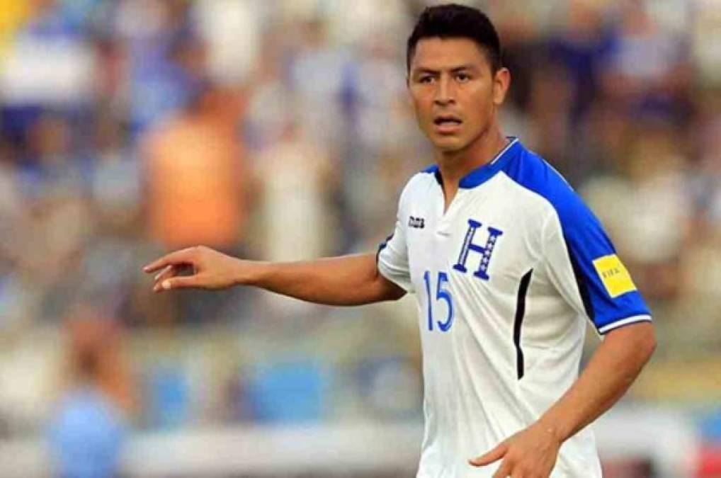 Roger Espinoza ha sido en los últimos años uno de los mejores futbolistas hondureños y en esta ocasión decidió casarse en el 2021.¿Quién le robó el corazón?.