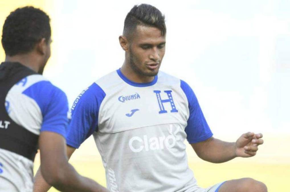 Alex López: Llega en un gran momento ya que el Alajuelense es líder en Costa Rica. Estará en el centro del campo.