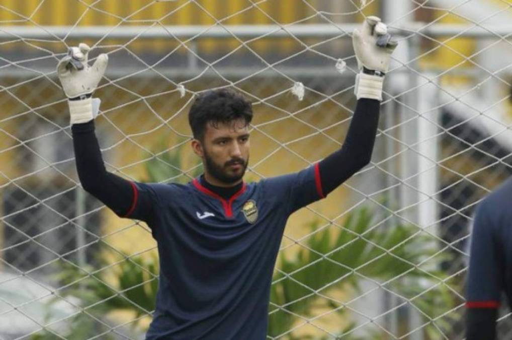 El guardameta Roberto López sigue sin definir su futuro tras salir del Real España. Descartó tener un acuerdo con el Marathón y está cerca de unirse al Atlético Choloma de la Segunda División.