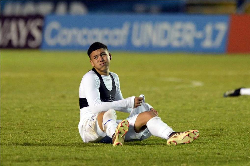 Edwin Munguía no pudo contener las lágrimas de tristeza tras quedar afuera del Mundial Sub-17 de Perú 2023.