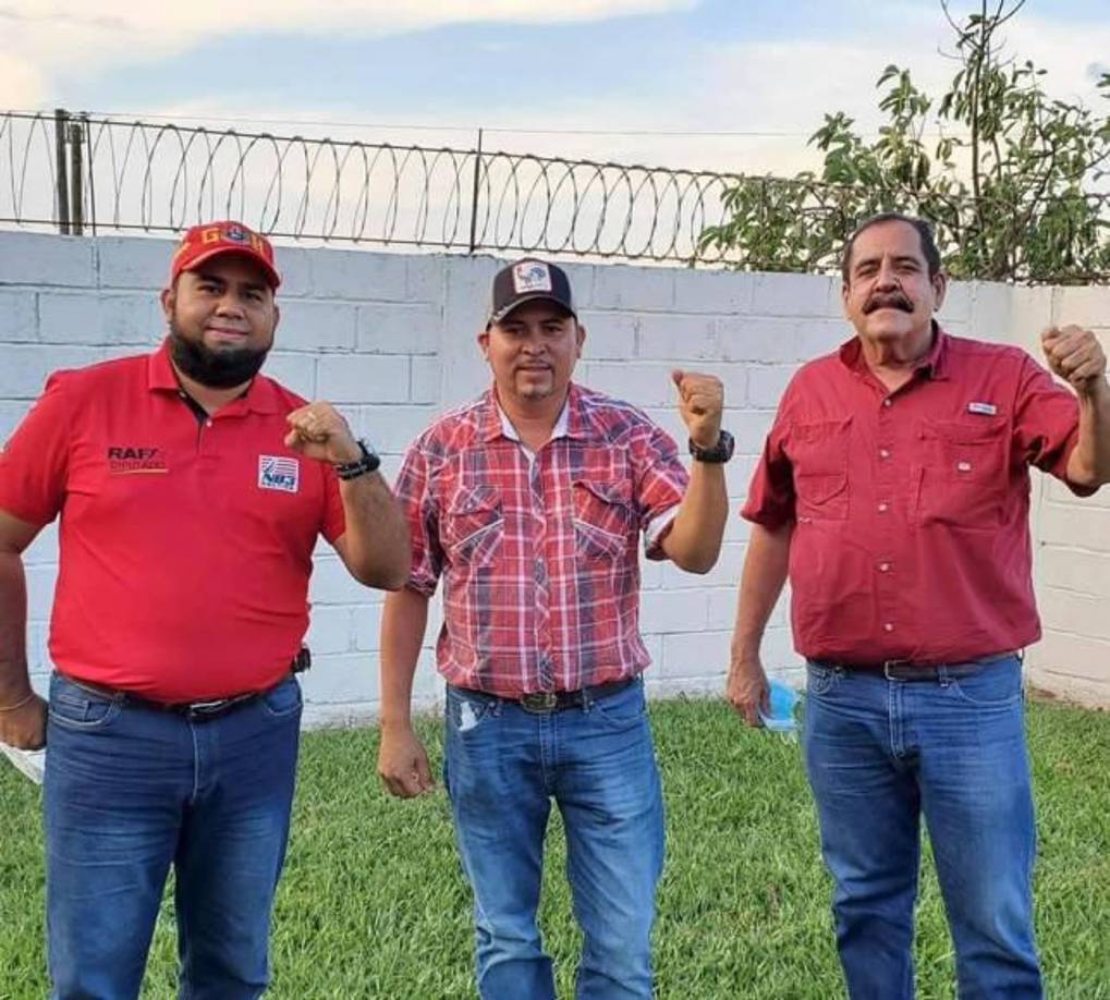 Carlos Zelaya aún tiene pendiente presentar su renuncia ante el Congreso Nacional.