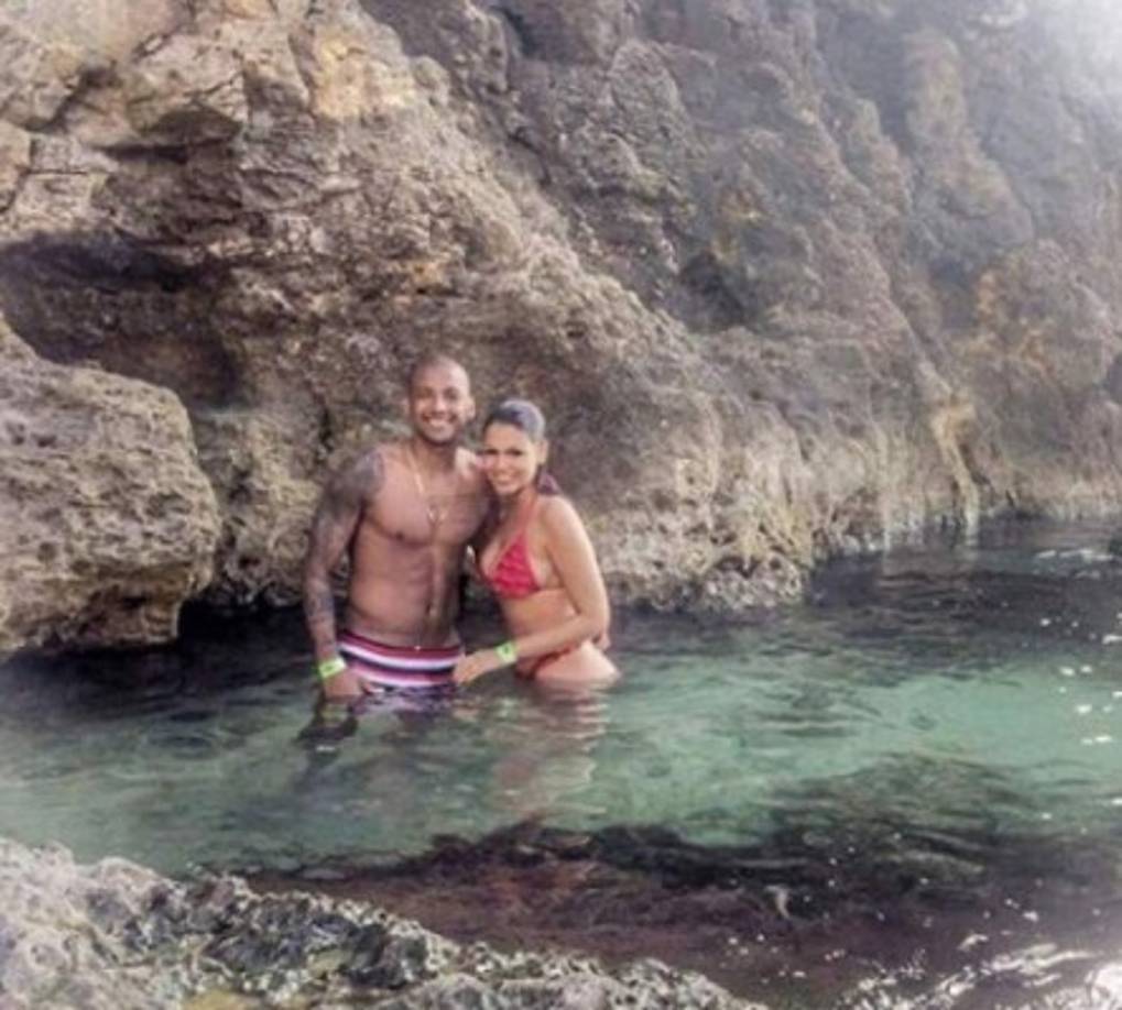 Por su parte ohmotta es la cuenta oficial de la esposa del jugador del Olimpia