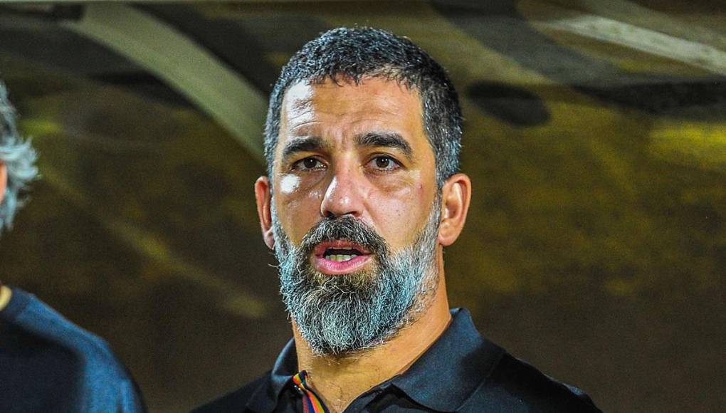 La inversión que hizo Arda Turan fue gigante, unos 13 millones de euros, y de acuerdo a sus declaraciones, hoy no tiene más dinero de los ahorros que le dejó el fútbol y principalmente, su traspaso al FC Barcelona.