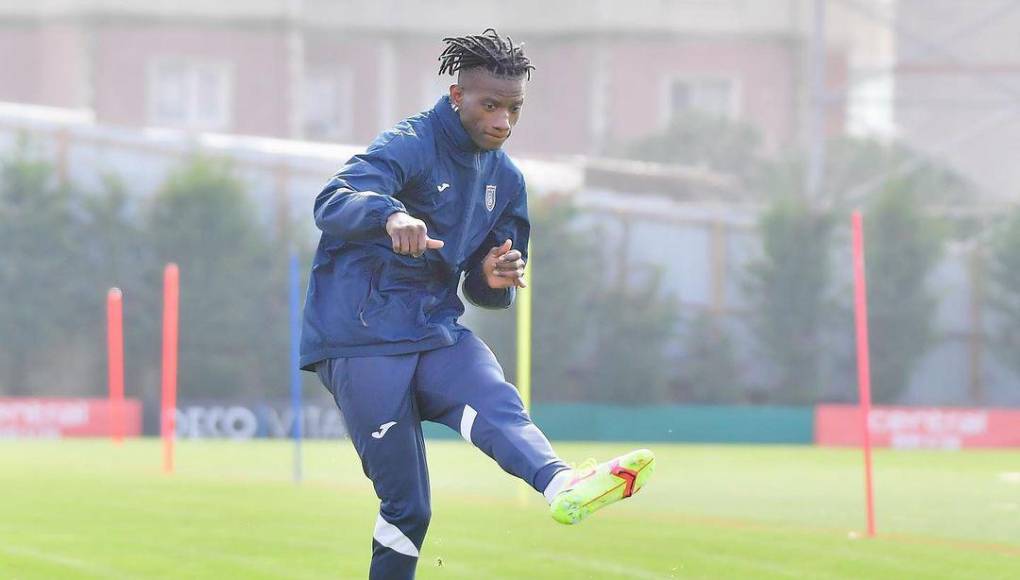 “Queda claro que el Dínamo no tuvo la intención de engañar a la Federación y también fue engañado. Si el resultado del ADN confirma que es su hermano gemelo, tendrán que hacerlo saber, ya que pueden perder puntos en la tabla. Habrá que considerar la posibilidad, pero si el Dínamo demuestra que fue engañado, el riesgo de perder puntos no existirá”, agregan.