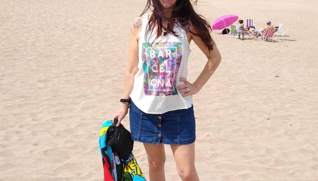 En su cuenta oficial de Instagram, Alejandra Rodríguez suele compartir fotos y videos de sus viajes, ya que le encanta conocer nuevos lugares y culturas. 