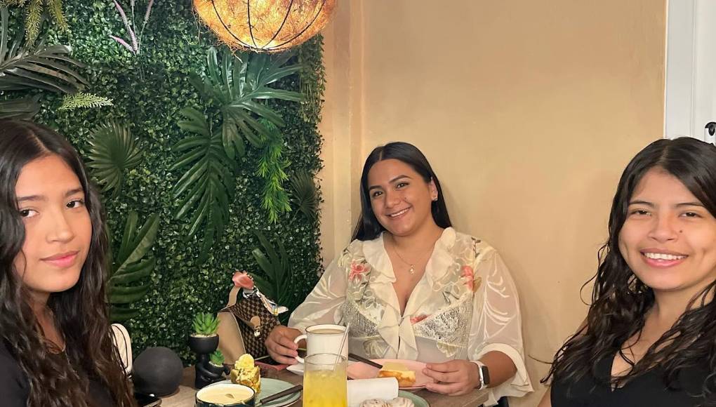 Por su parte, los hermanos Rodríguez agradecieron a todas las personas que los han apoyado, desde sus familiares hasta cada cliente que ha confiado en su emprendimiento.