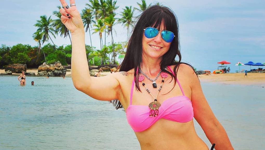 La participación de Alejandra Rodríguez en el certamen fue posible recién este año, ya que a fines de 2023 Miss Universe tomó una medida en torno a la inclusión y eliminó el límite de edad que, desde 1958, era desde los 18 a los 28 años. Hoy solo es necesario ser mayor de edad.