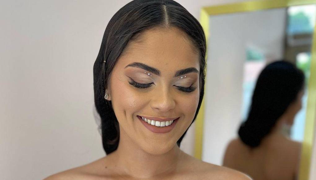 Ideas de maquillaje para lucirte en Navidad y Año Nuevo