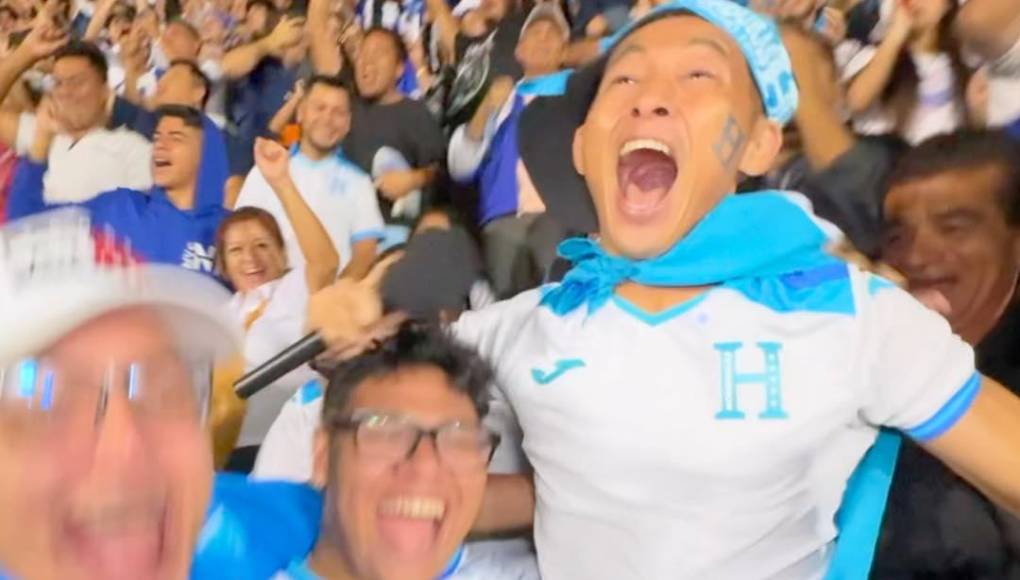 Shin Fujiyama no se pierde los partidos de la Selección de Honduras y los goles los grita a todo pulmón.