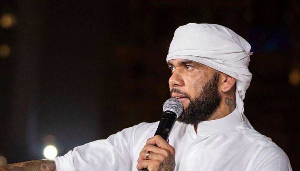 Esta mención del posible estado de embriaguez de Alves podría esbozar la estrategia de defensa de sus abogados, puesto que el alcohol podría ejercer como atenuante. 