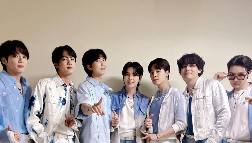 Además de la disputa con HYBE, Min Hee Jin ha sido acusada de acudir con chamanes para interferir en la decisión del servicio militar de BTS. Se dice que Min Hee Jin buscó hacerle brujería a BTS para que el grupo finalmente se marchara al ejército.Min Hee ha negado esto, argumentando que esa afirmación la hizo circular el mismo HYBE con intenciones de dañar aún más su imagen.