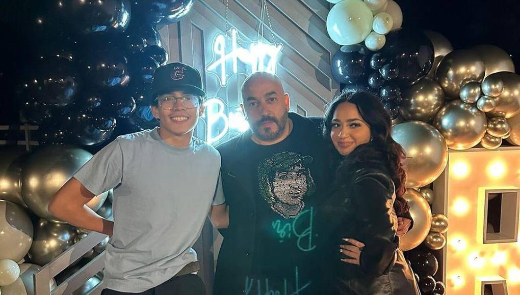 <b>L’Rey Rivera: </b>Es el hijo menor y único varón de Lupillo Rivera. Nació en 2008 y actualmente está en la secundaria. Le gusta los deportes y la música.