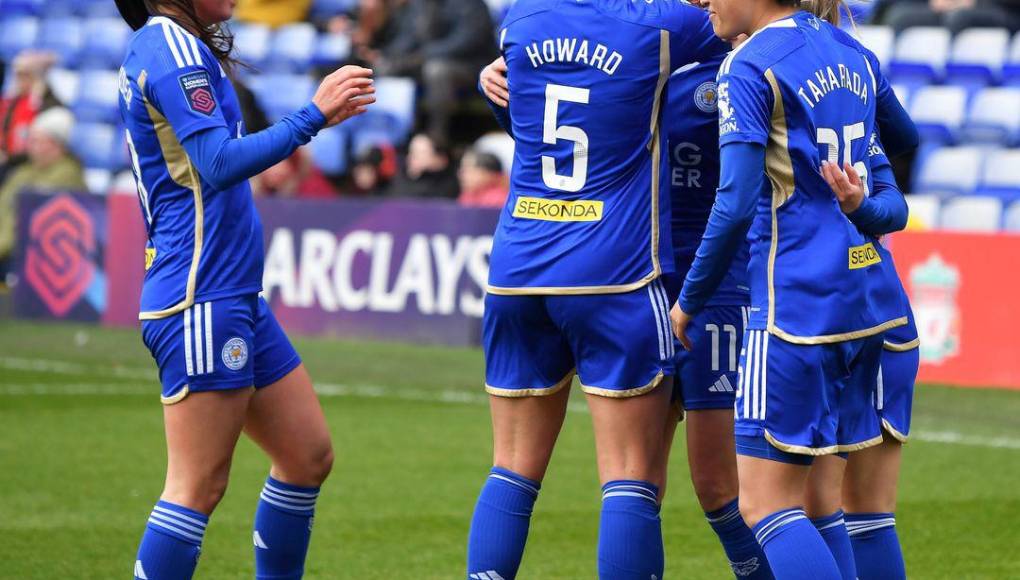 “Cuando regresamos del viaje de Milán dijimos: ‘Creo que esto ha ido demasiado lejos, tenemos que terminar con esto hasta el final de la temporada. O me voy del club o tú te vas’. Habíamos acordado que estábamos asumiendo demasiado riesgo”, expresó sobre el riesgo en el que pondría su cargo.