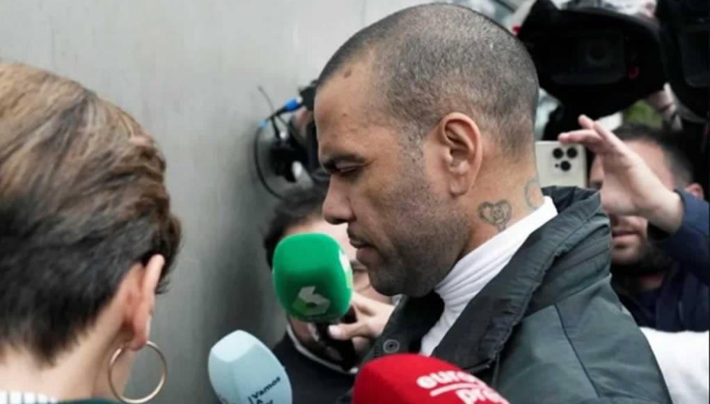 La incógnita sobre quién había financiado la fianza ha sido finalmente despejada gracias a una exclusiva revelación en el programa español Fiesta. Marisa Blázquez, colaboradora del mencionado programa, ha sido quien arrojó luz sobre el tema, declarando que no fue una persona individual, sino una empresa, la que realizó el controversial pago.