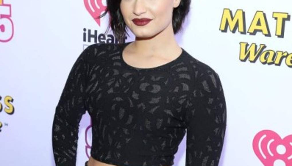 Demi es internada de urgencia