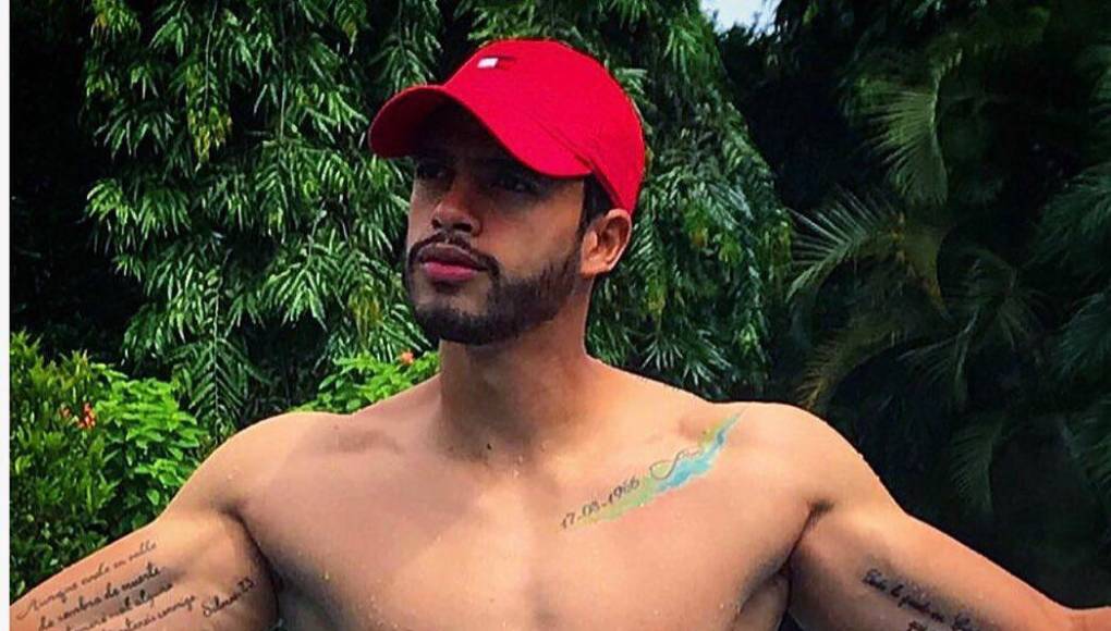 Así presume Nelson Muñoz su figura en las redes sociales en donde cuenta con más de 10 mil seguidores.