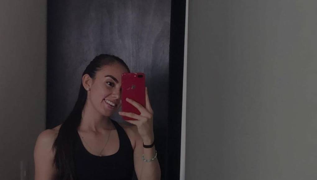 “Mi meta es ser árbitro central, ser asistente me gusta, no es una tarea fácil, la verdad, creo que ningún tarea de asistente o central es sencilla, pero el carácter que forja un central me gustaría tener y un buen tomador de decisiones”, expresó Figueroa. 