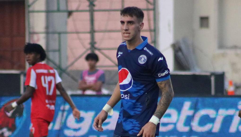 El delantero argentino Rodrigo, hermano de Agustín Auzmendi, también se queda en el FC Motagua, según conoció Diario La Prensa.
