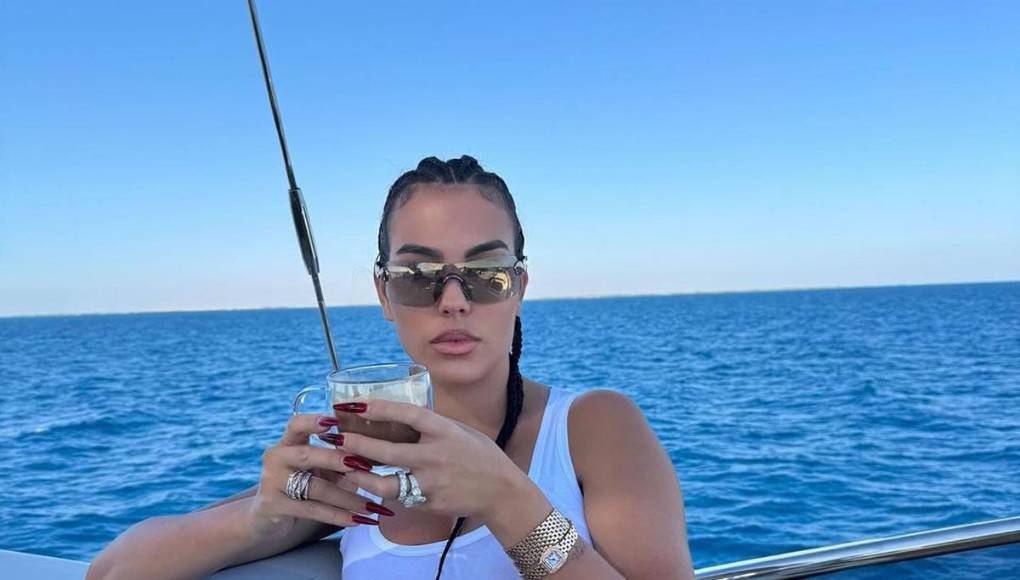 Georgina Rodríguez, de 30 años, se dio a conocer como la pareja del futbolista portugués Cristiano Ronaldo en 2016.