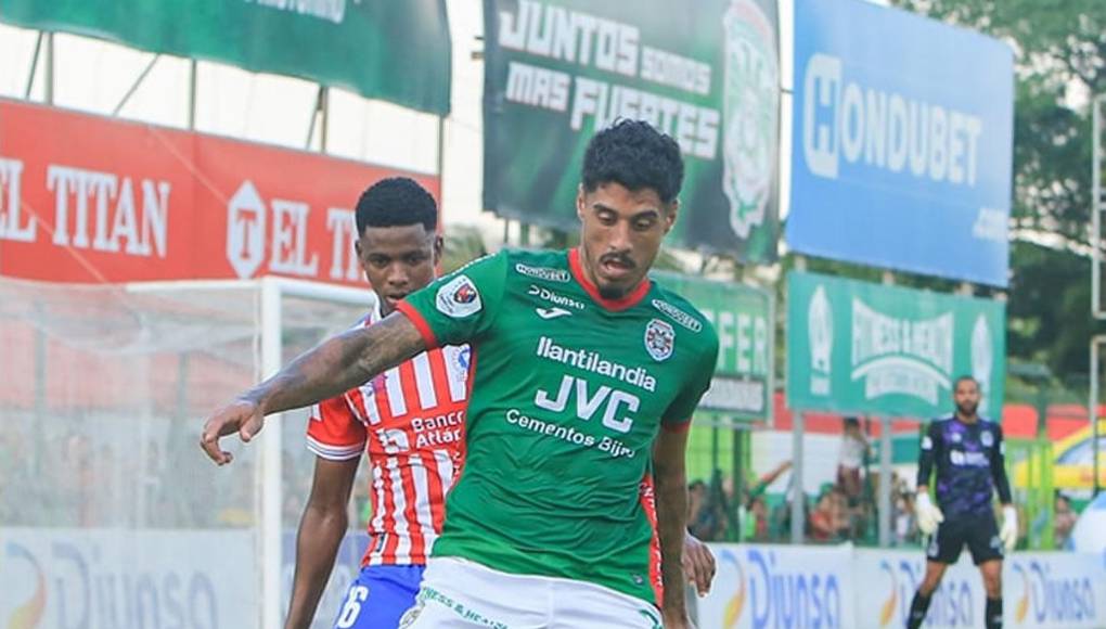 Maxi Pérez - La afición del Marathón lo critica constantemente porque a pesar que la Tota Medina le da ritmo de juego, no gravita en el juego del verdolaga. El delantero uruguayo tiene 14 partidos y únicamente ha anotado un gol.