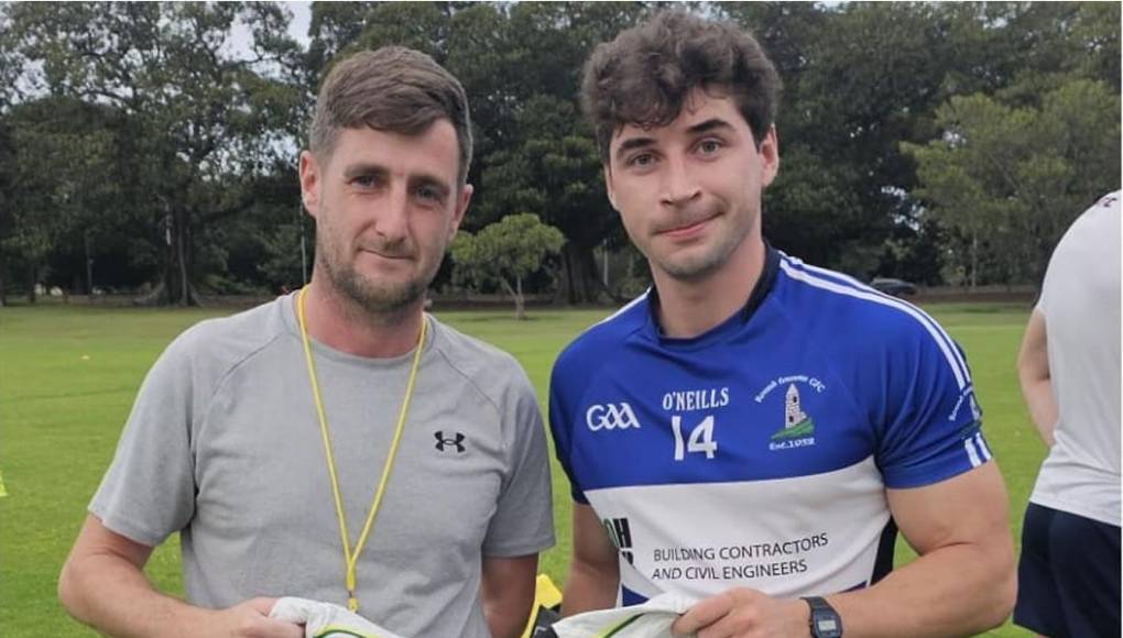 “Nuestro club y nuestra comunidad están absolutamente devastados por la pérdida de un joven maravilloso que representó a nuestro club con gran distinción. Es aún más difícil comprender esta trágica noticia, dado el prematuro fallecimiento del hermano mayor de Lorcán, Peárce, nuestro lanzador senior, en junio de 2018. Nuestro más sentido pésame y oraciones están con la familia de Lorcán: su padre Tony, su madre Terri, su hermano Padráig, su hermana Caitlín y su pareja Lorcán, su sobrina Ríona y el círculo familiar más amplio de Branagan y Hollywood”, dicen.