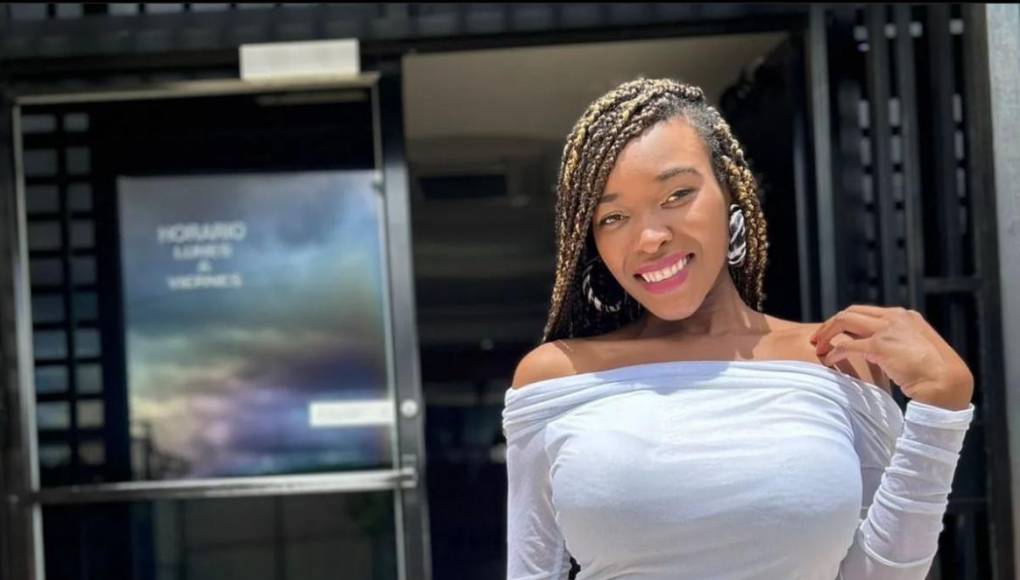 Loren también tiene otras pasiones en su vida, como leer, cantar y bailar canciones que le sirven de inspiración en su vida. 