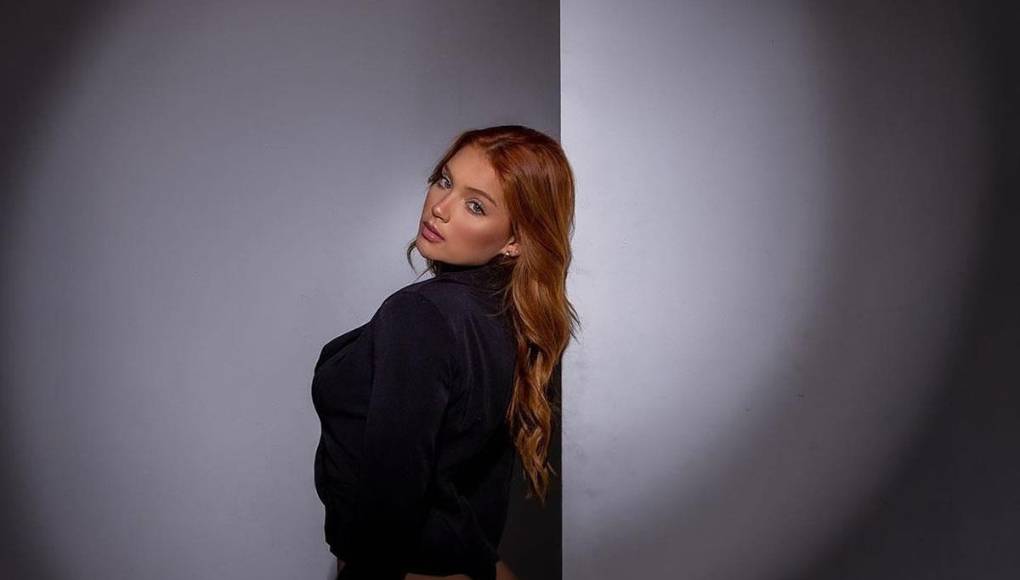 En su cuenta de Instagram, Gabriely Miranda cuenta con más de 700 mil seguidores y, en esta red social, acostumbra a hacer alarde de su fanatismo por el fútbol y, como no, de su faceta de modelo.